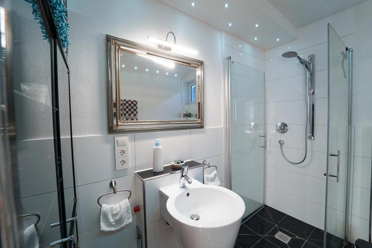 Freundliche Ferienwohnung Bad Urach Luaran gambar